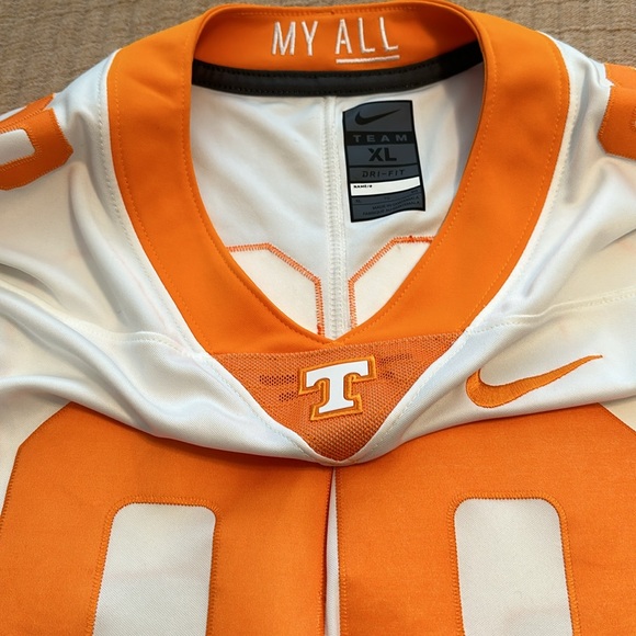 Tennessee Vols Men’s Nike Jersey - Picture 4 of 6